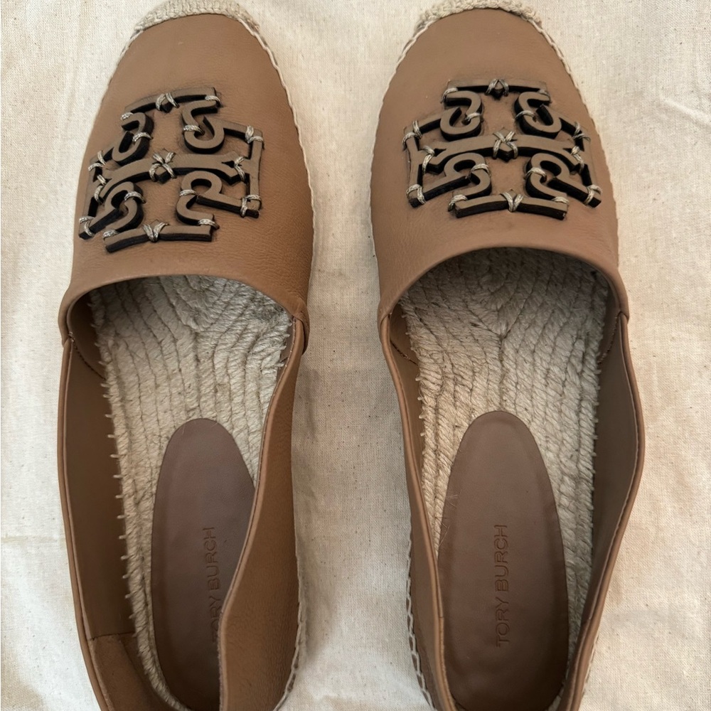 EUC Espadrilles slip on Tory Burch Size 8.